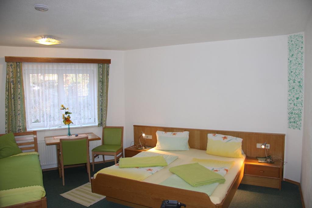 Pension Maier Flattach Habitación foto